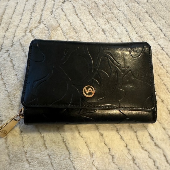 Valentina Handbags - Valentina Italian leather woman’s zip around wallet